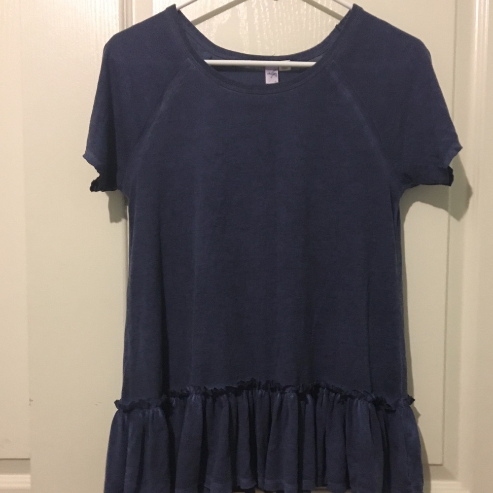 Cute short sleeve peplum top